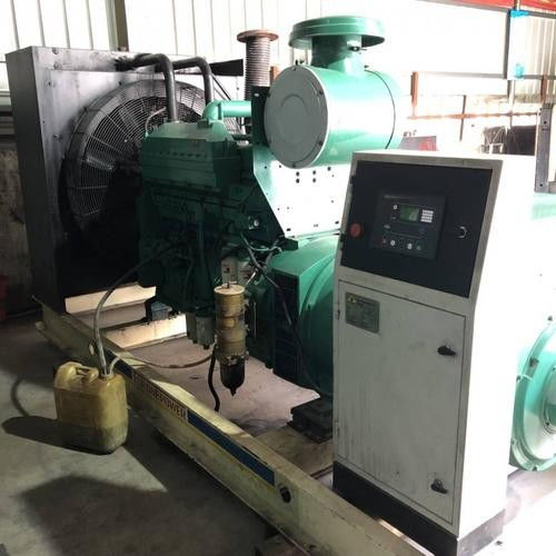 東莞洪梅鎮(zhèn)螺桿機(jī)回收今日行情價格